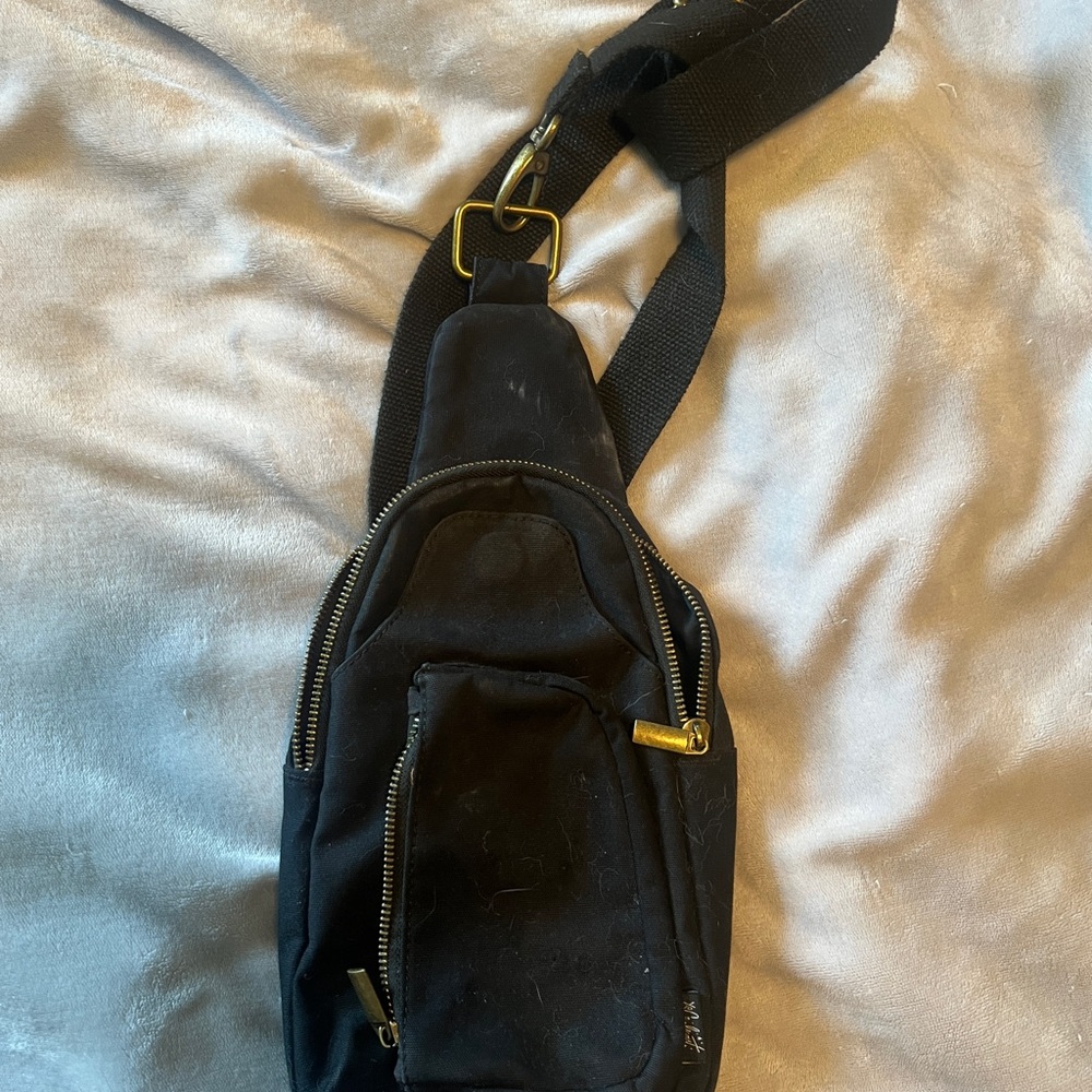 Girrlscout Crossbody Bag